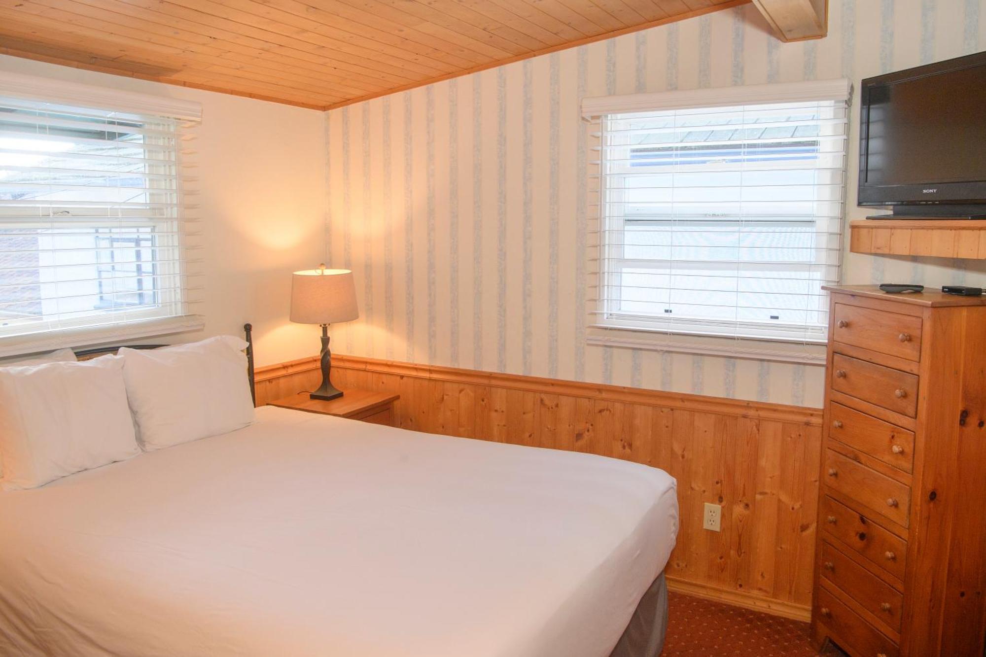 Carmel Fireplace Inn 외부 사진