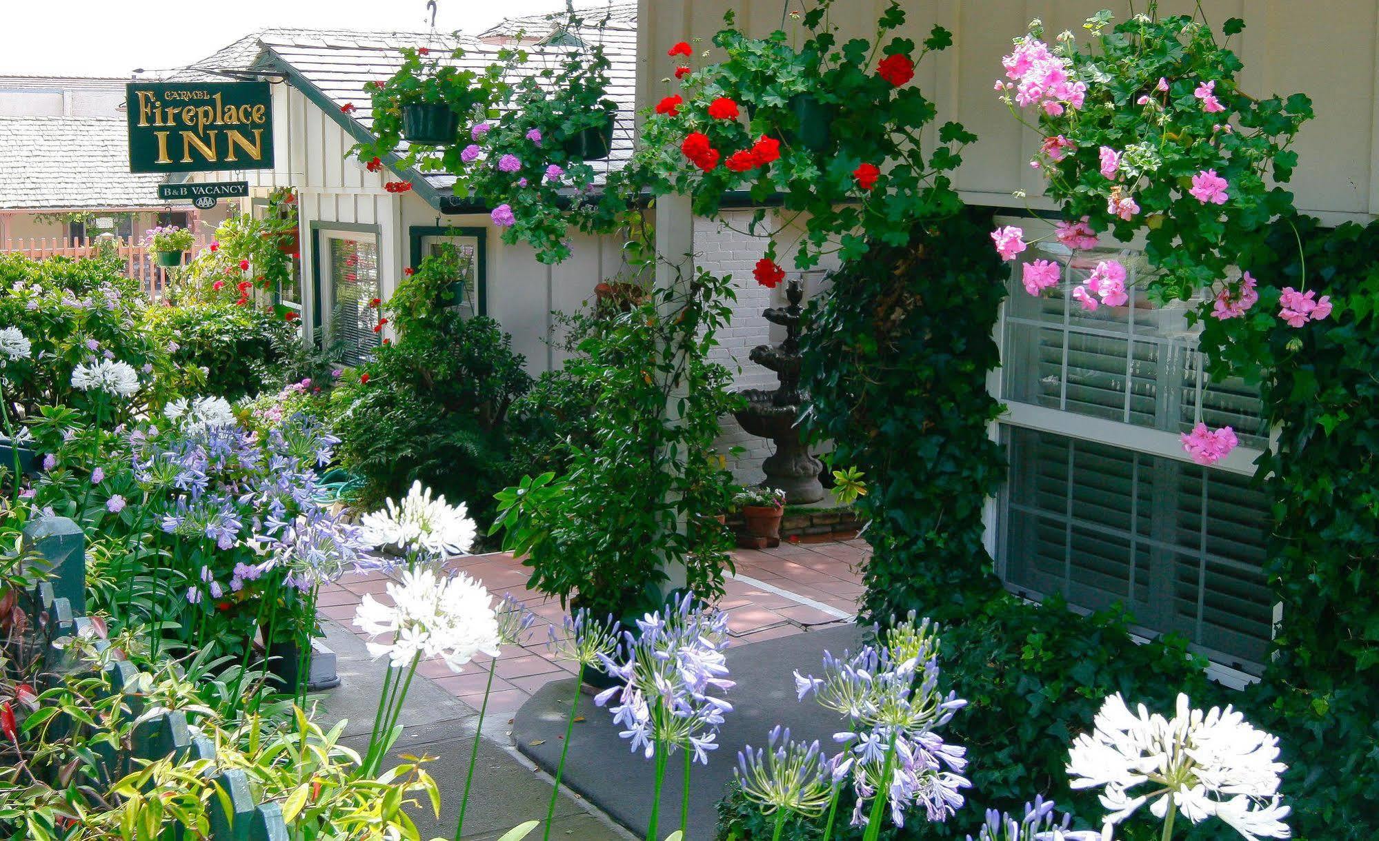 Carmel Fireplace Inn 외부 사진